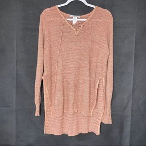 Two-one-two NY lightweight step hem knit sweater M